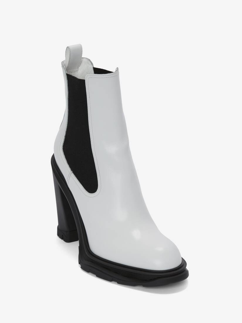 Tread Heeled Chelsea Boot in Ivory/black - 2