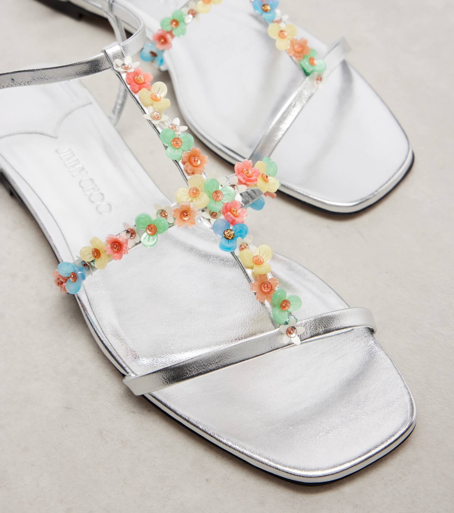 Gwyn Daisy floral-appliqué leather sandals - 5