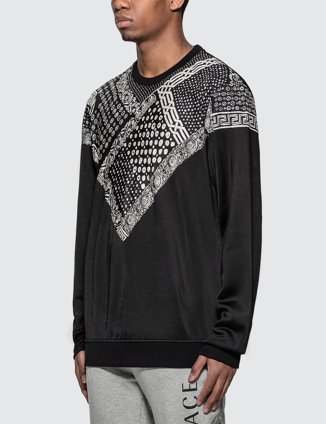 Bandana Print Sweatshirt - 2