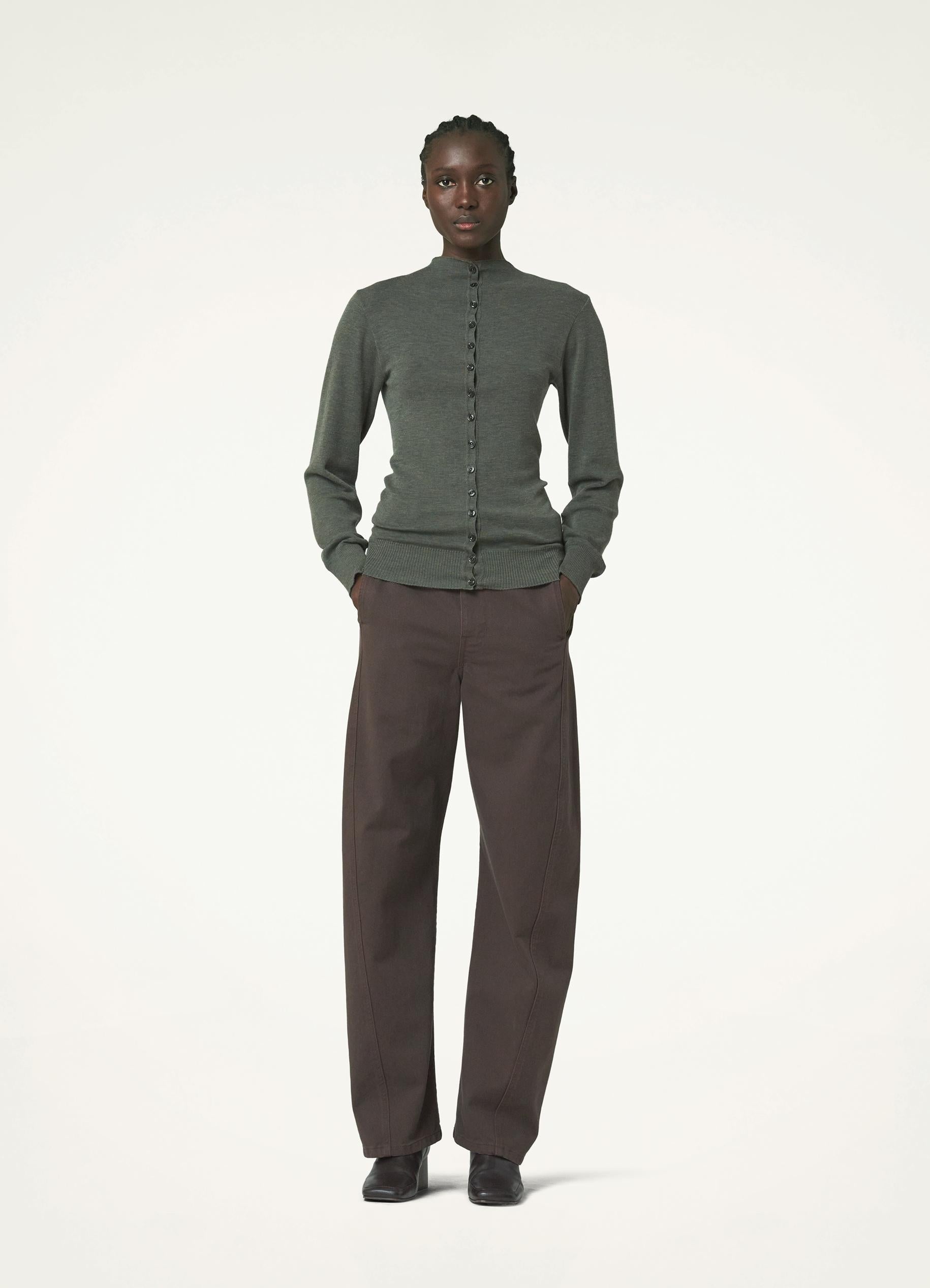 FITTED SEAMLESS CARDIGAN - 2
