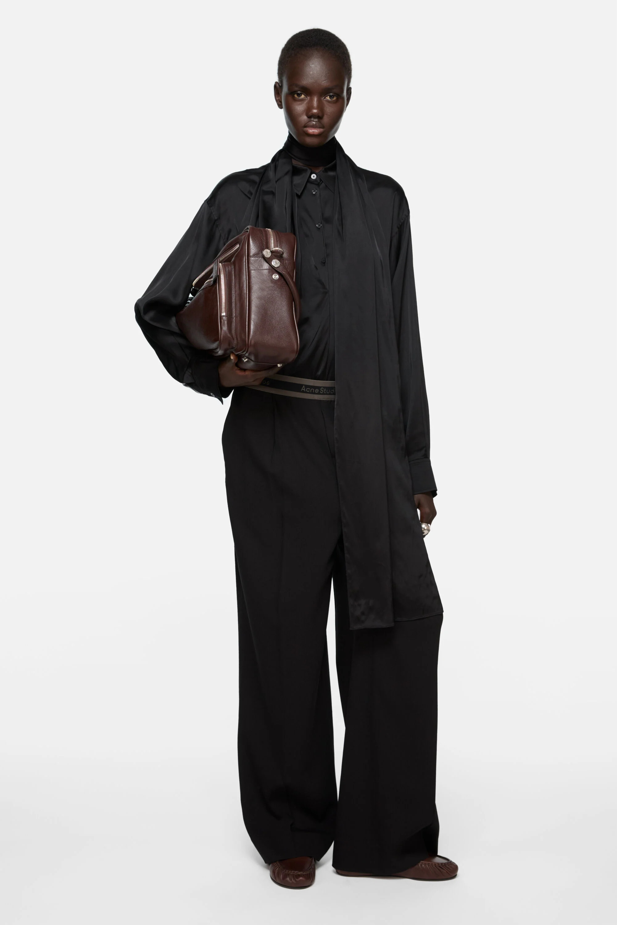 Logo tape trousers - Black - 2