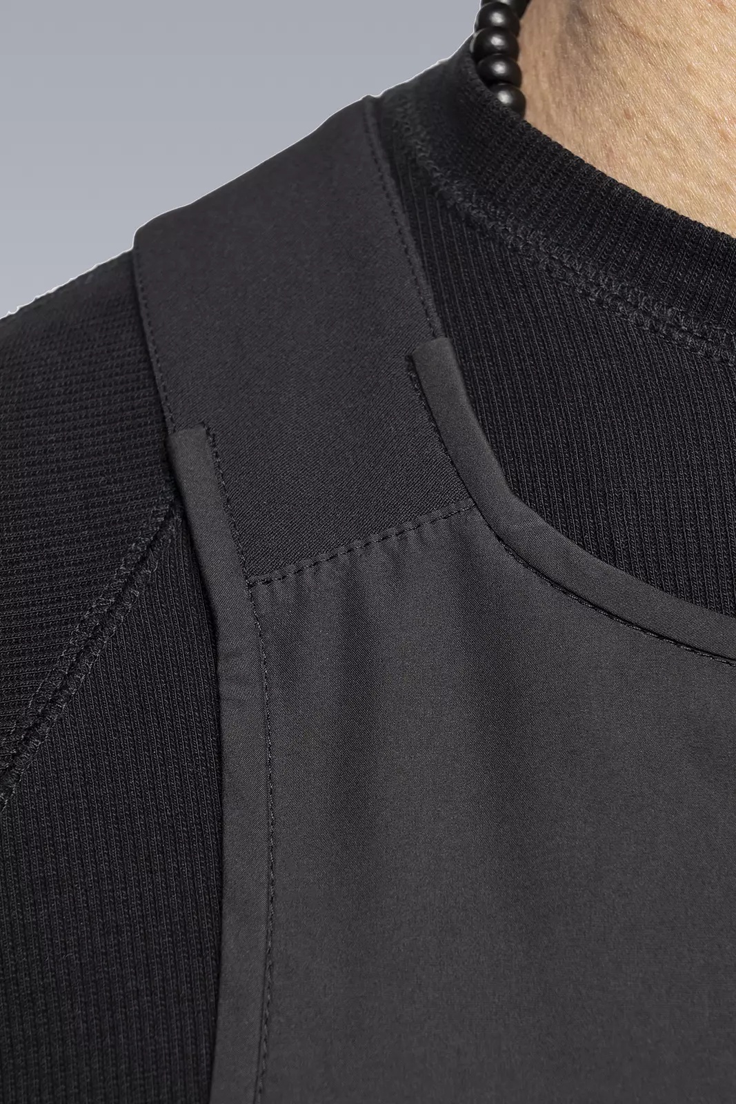 V5-DS schoeller® Dryskin™ Reversible Vest Black - 21