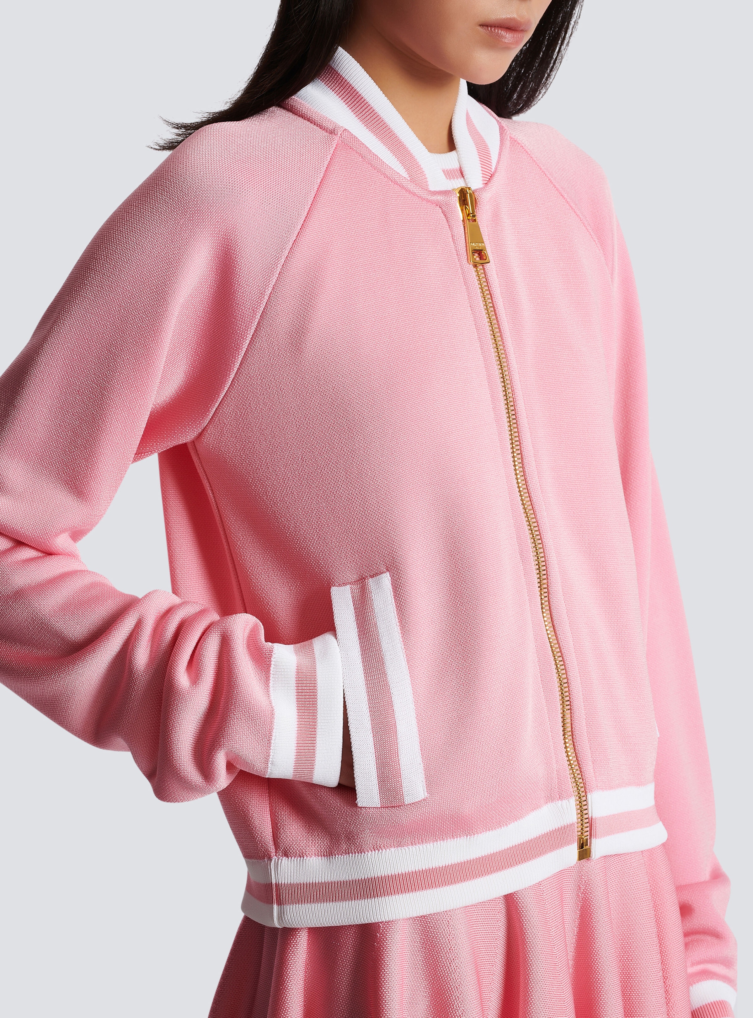 Cropped knitted varsity jacket with striped details - 9