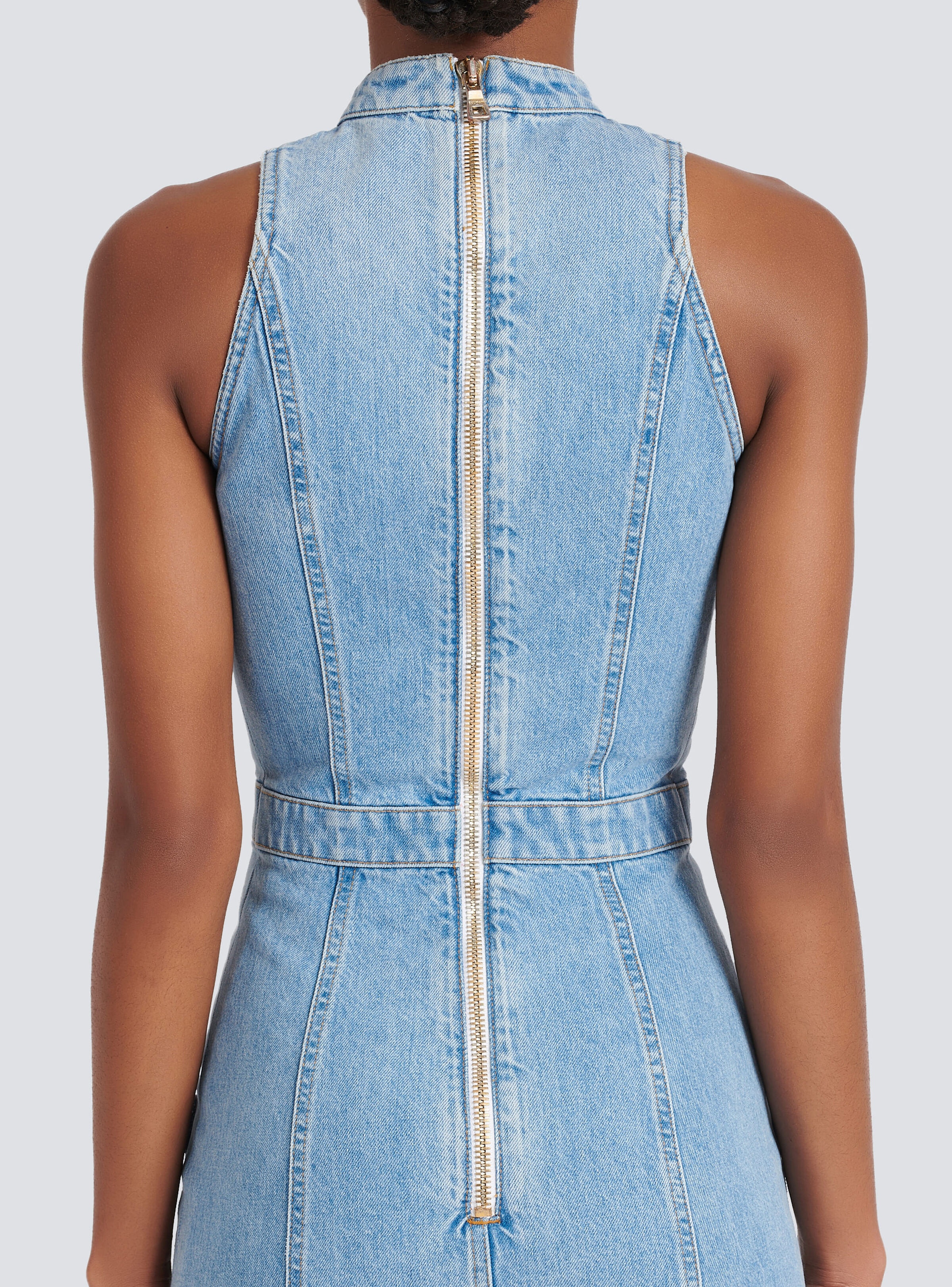 Short denim dress - 9