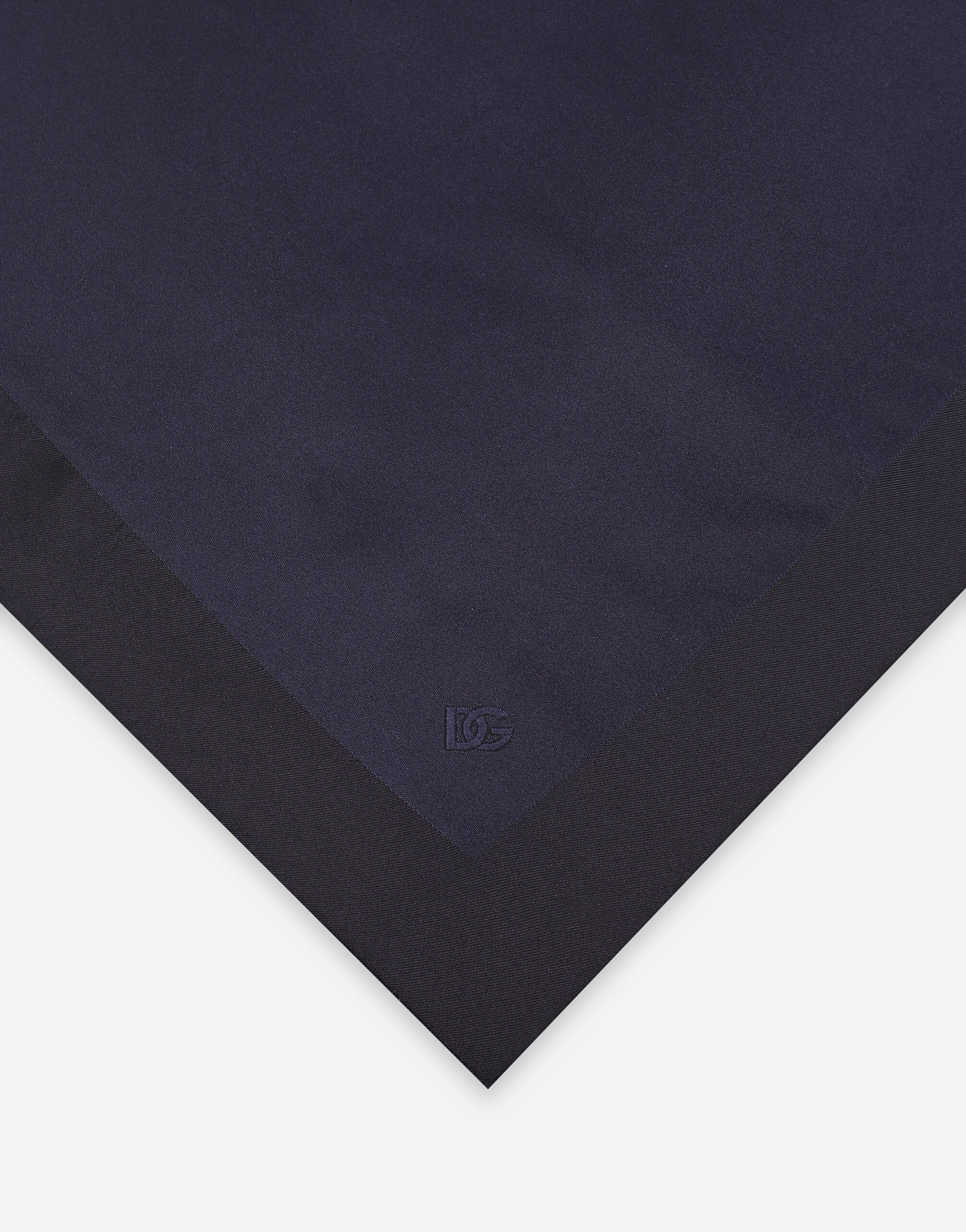 Silk pocket square with DG logo embroidery - 2