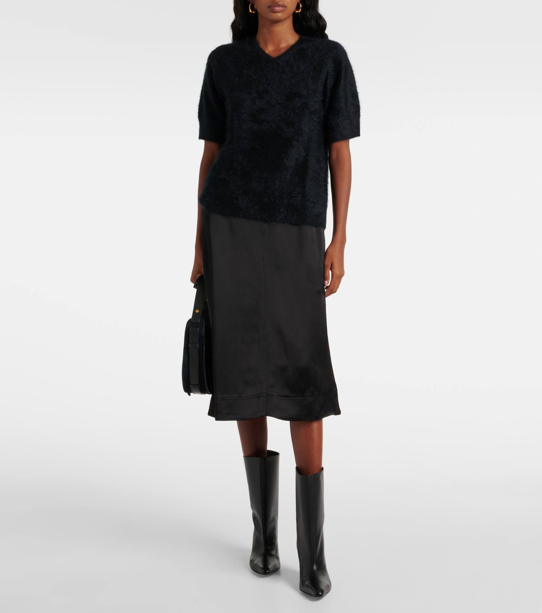 Chic Sophistication leather ankle boots - 3