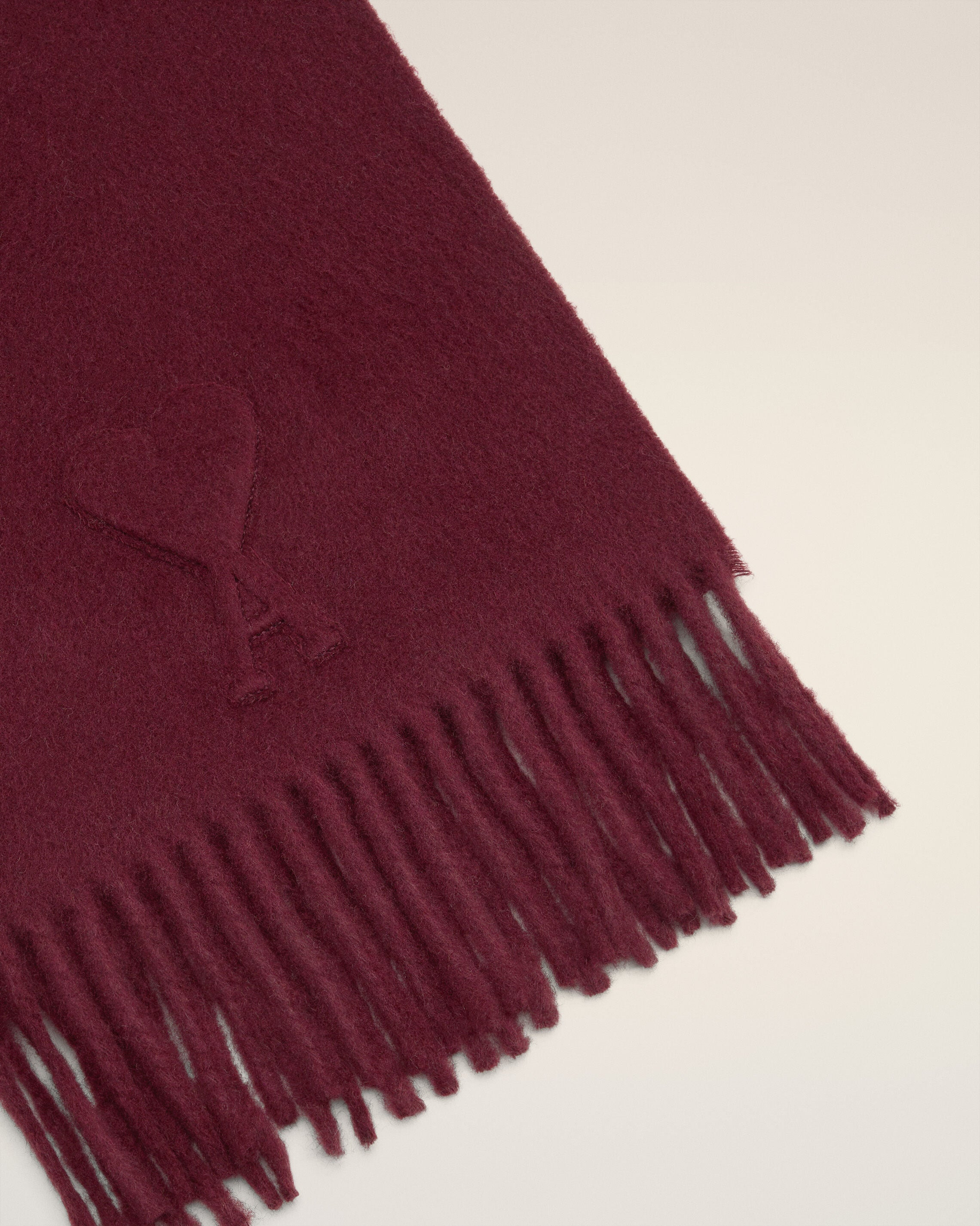 BURGUNDY  WOOL EMBOSSED AMI DE COEUR SCARF - 3