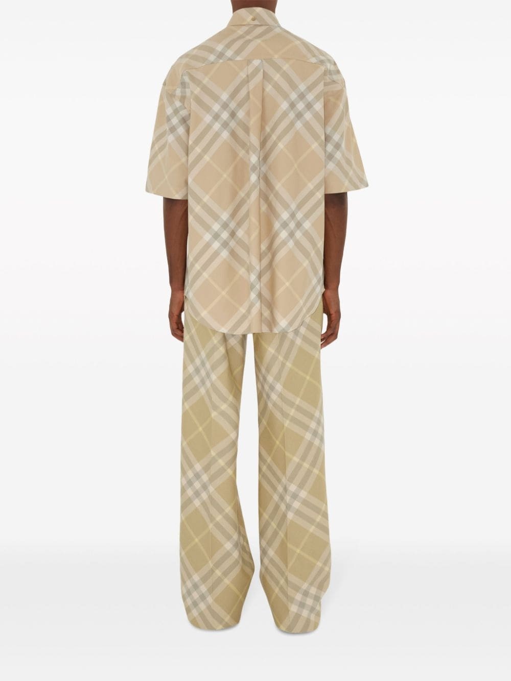 checkered short-sleeved button-down shirt - 4