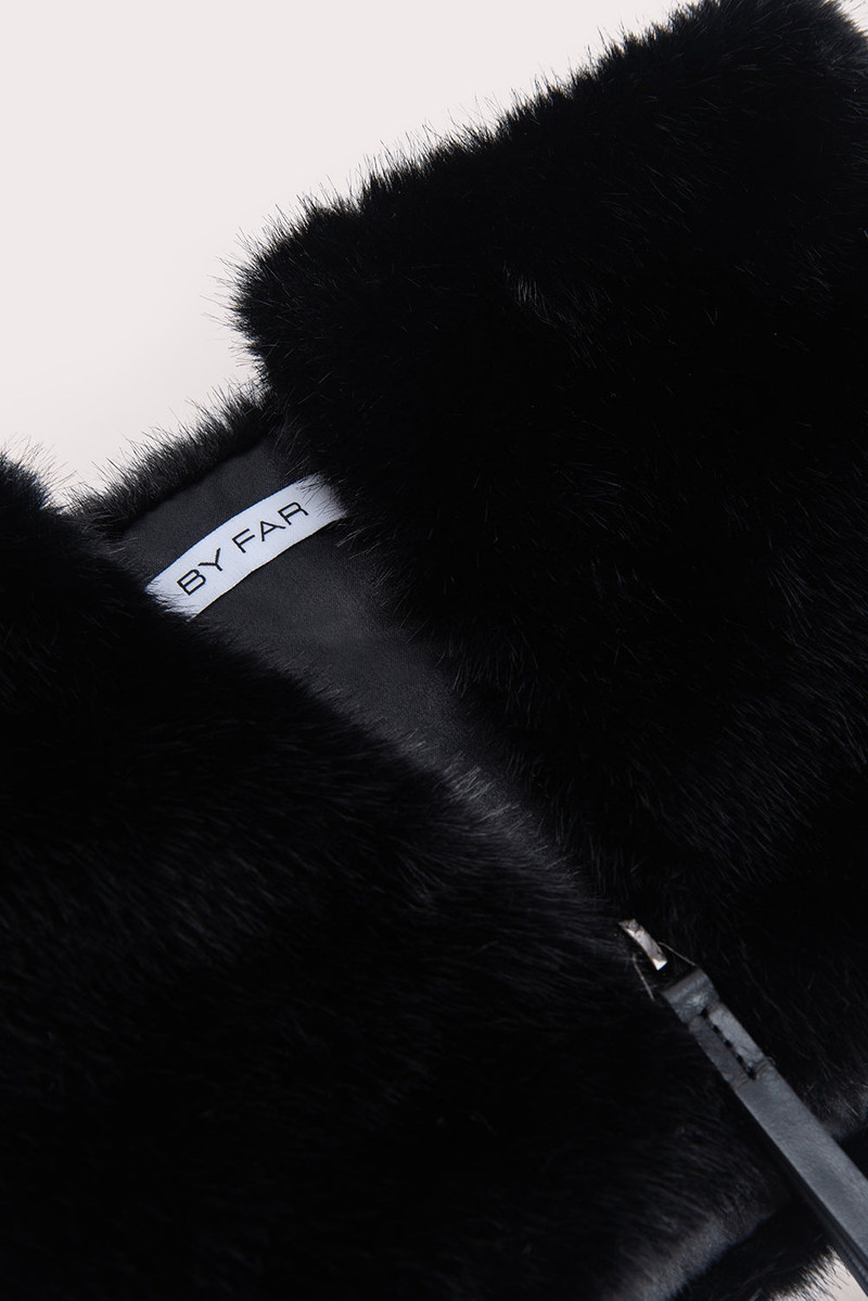 FLETCHER NECK WARMER BLACK FAUX FUR 4