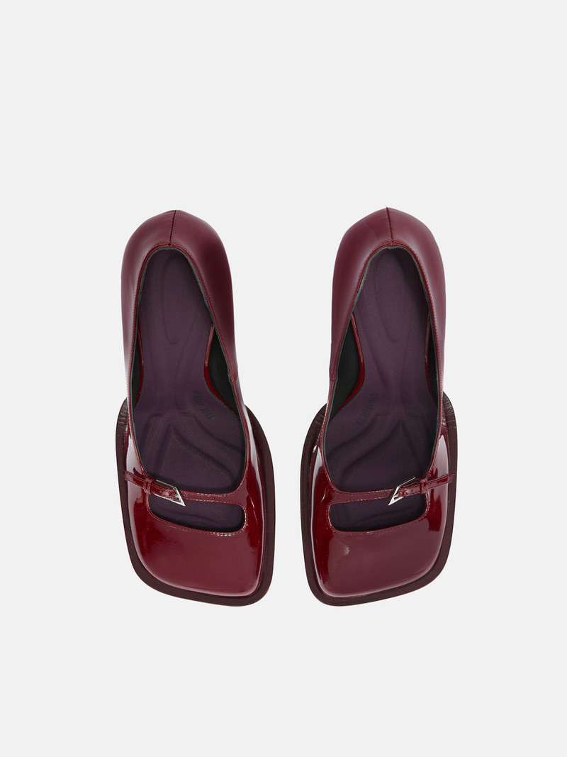 "MIA'' BURGUNDY PUMP 3