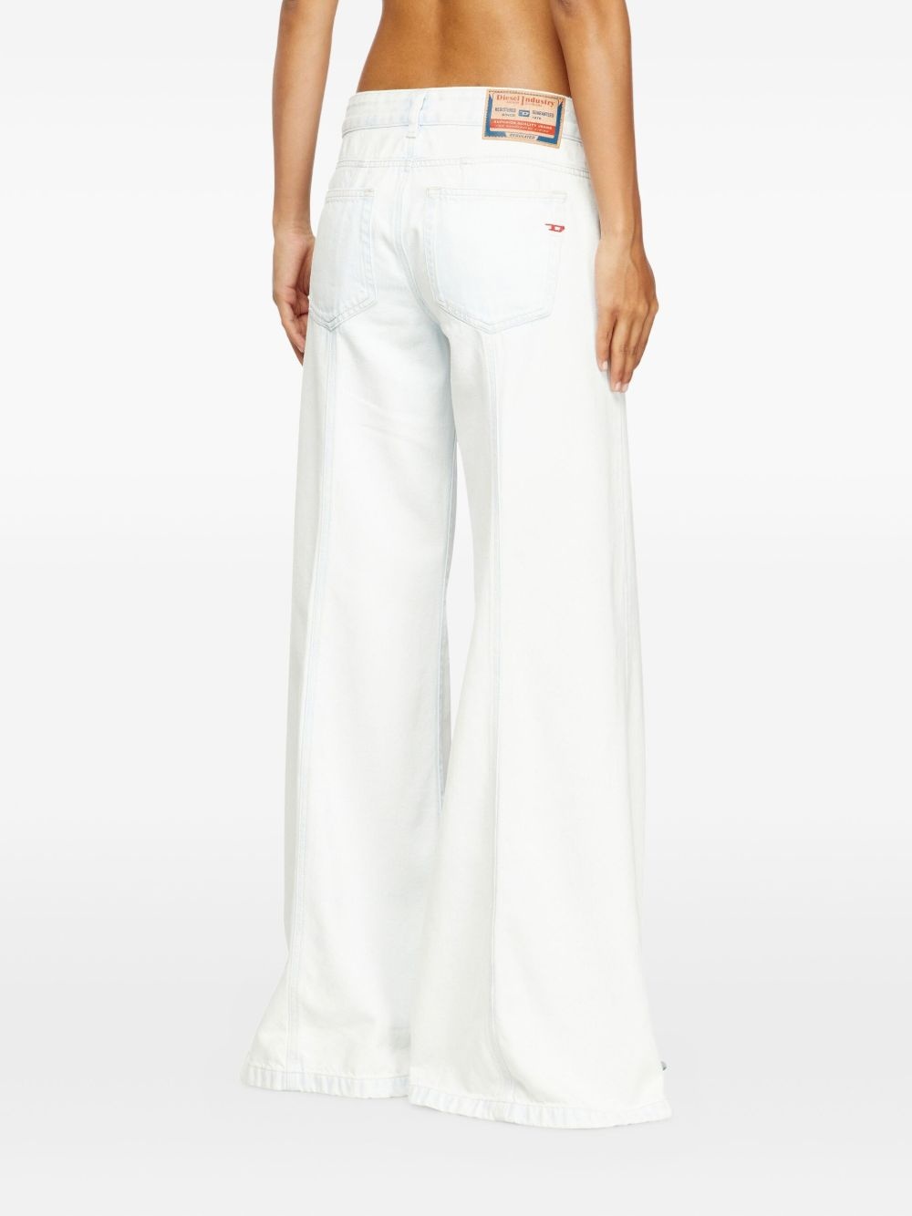 D-akii 09m08 flared jeans - 4