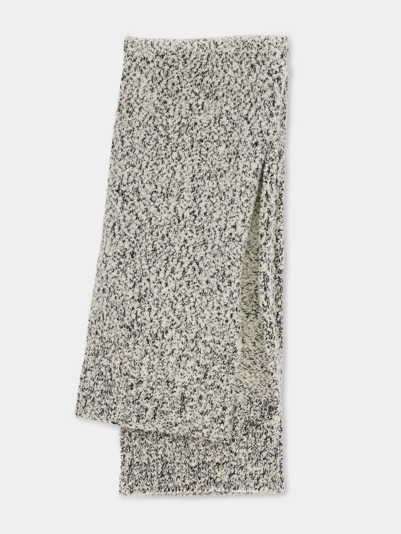 rabanne SCARF IN WOOL AND CASHMERE outlook