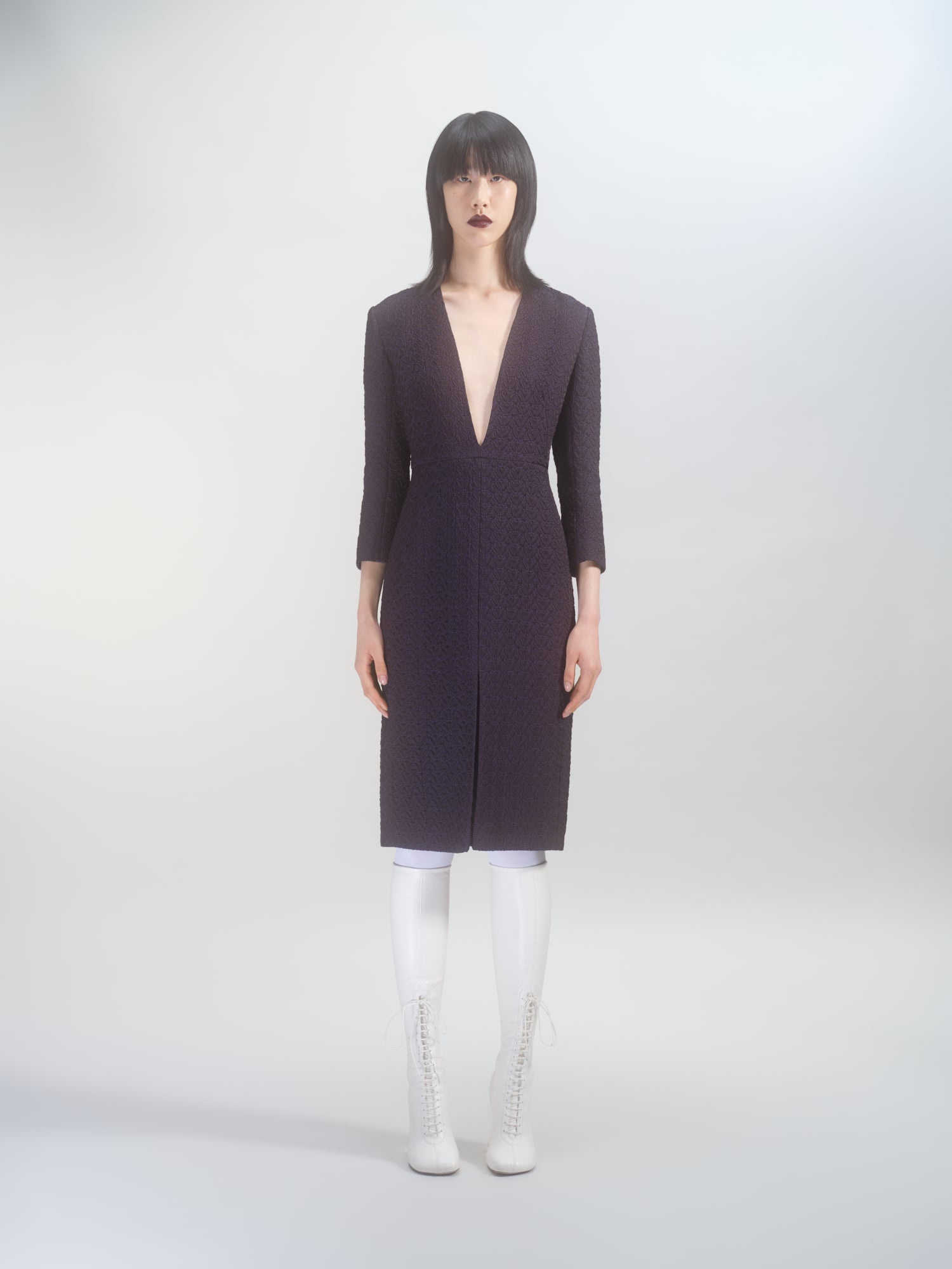 V-NECK FITTED DRESS - 2