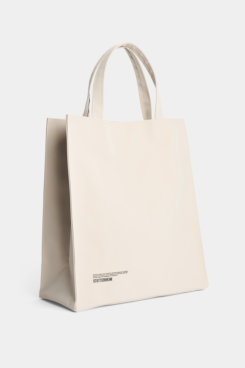 Stutterheim Stylist Bag Matte Light Sand outlook