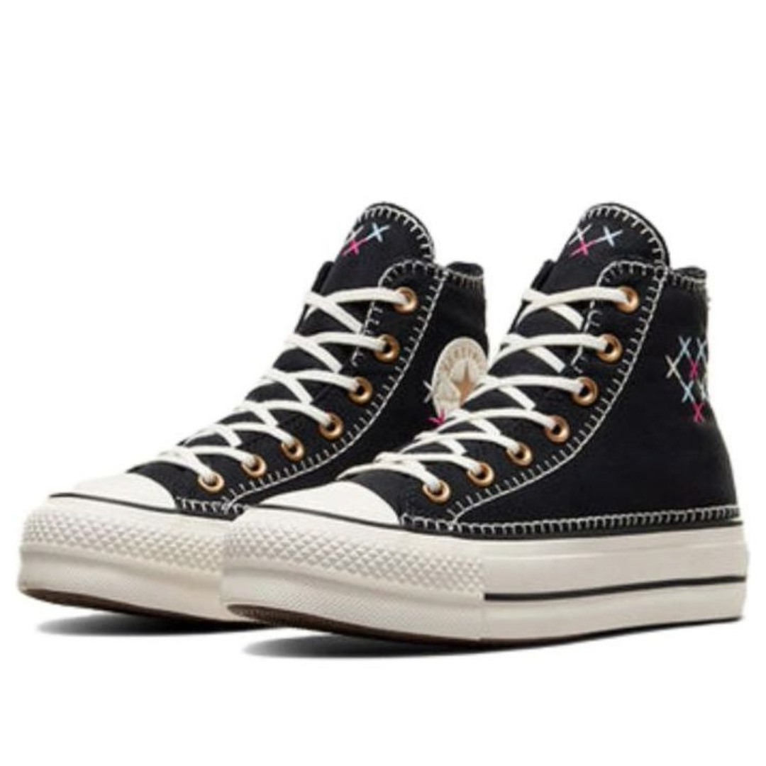 Chuck 70 Converse Platform Made With Love Converse Chuck Taylor