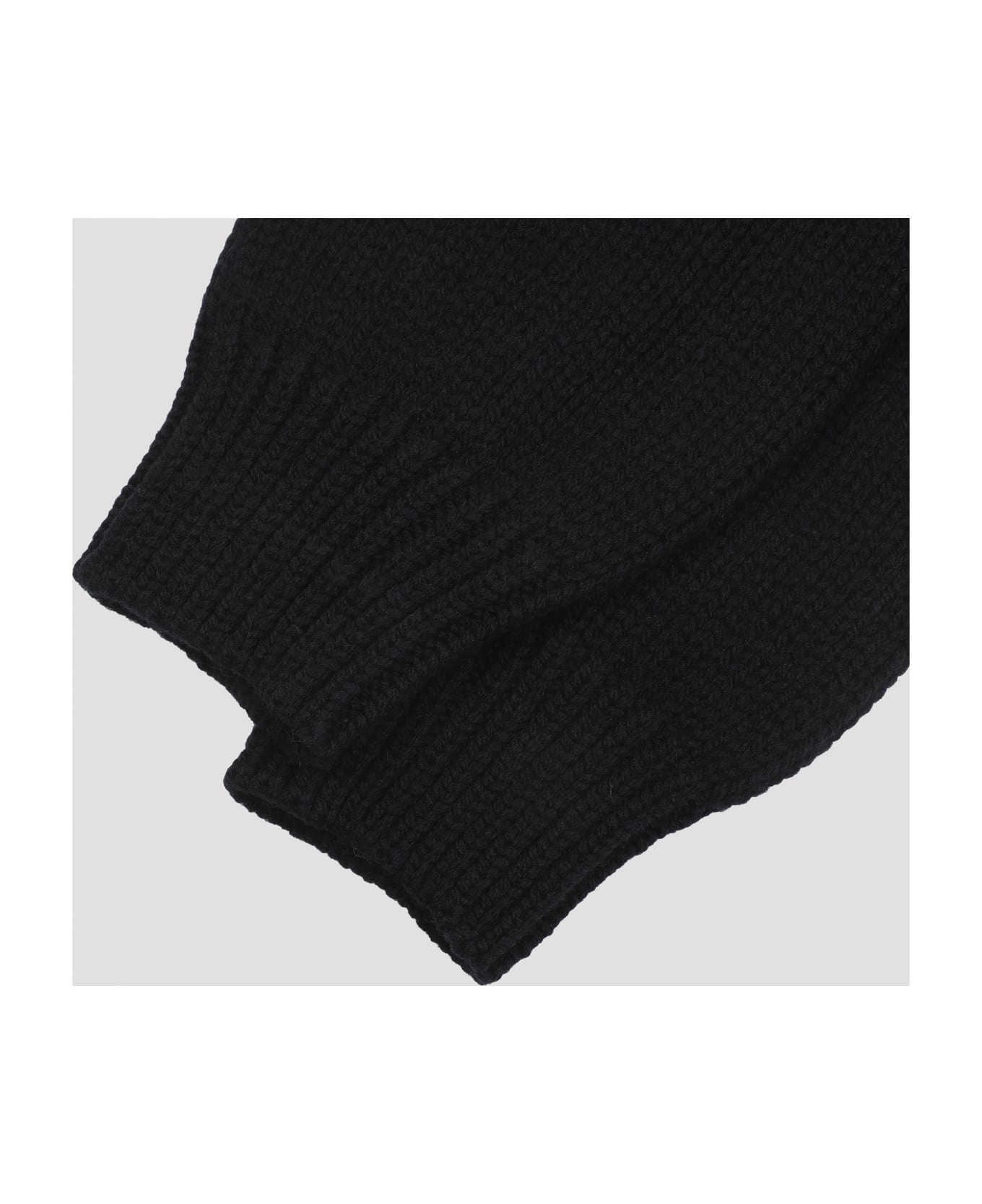 Moira Cuffs Sleeves - 4