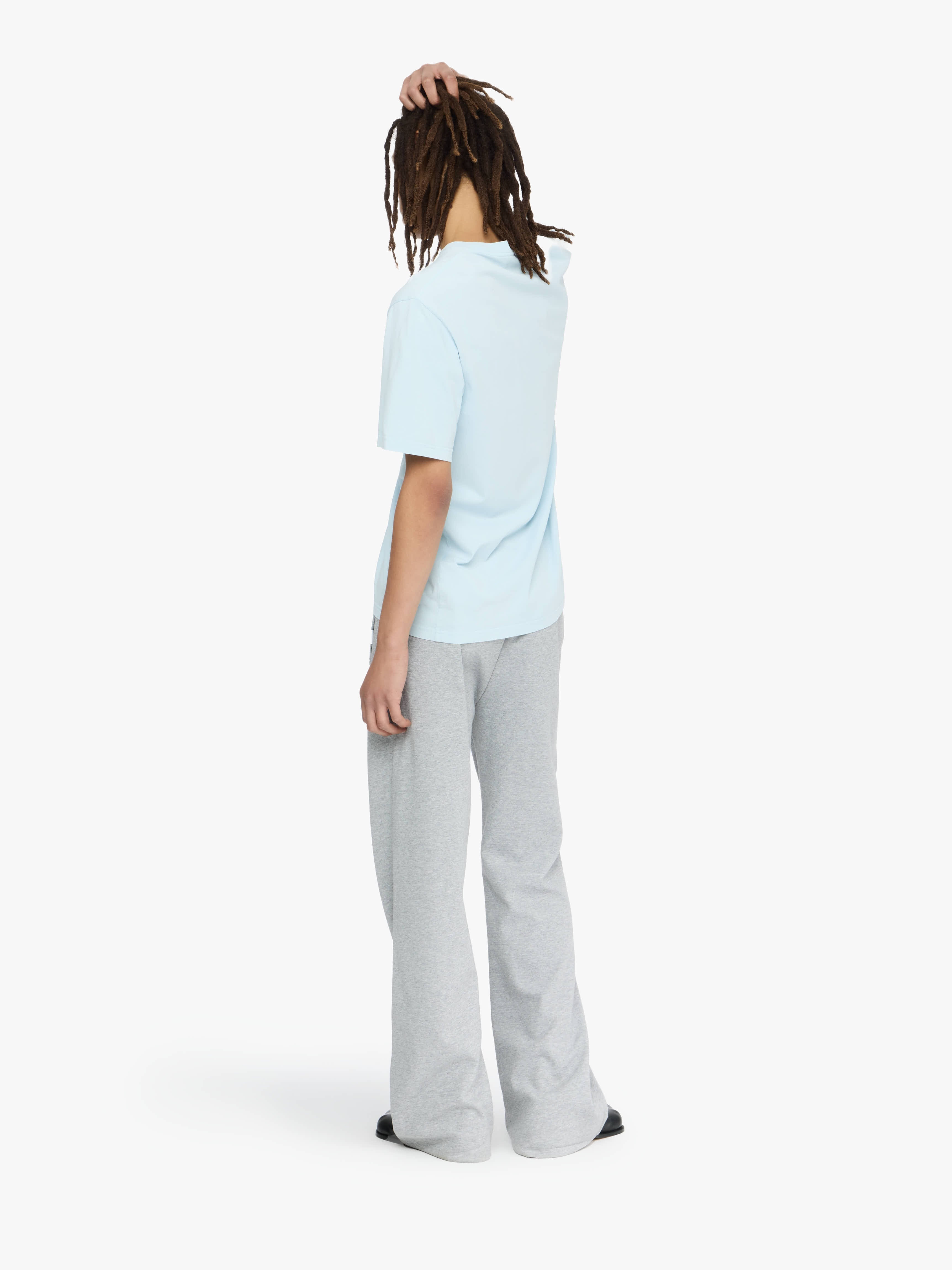 CONTRAST EMBROIDERY T-SHIRT - 3