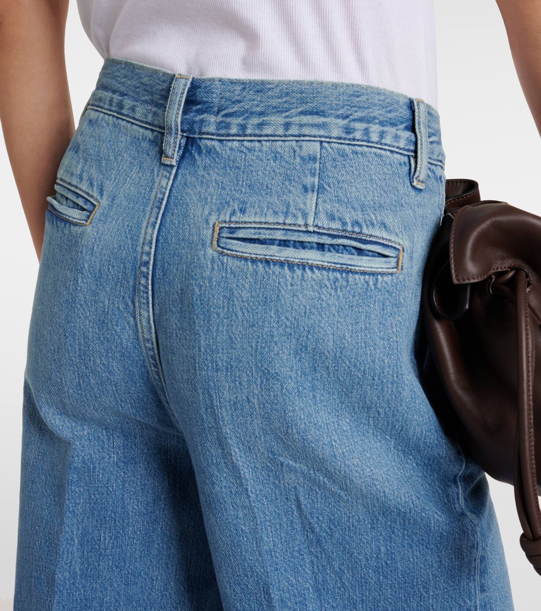 Extra Wide Leg high-rise jeans - 6