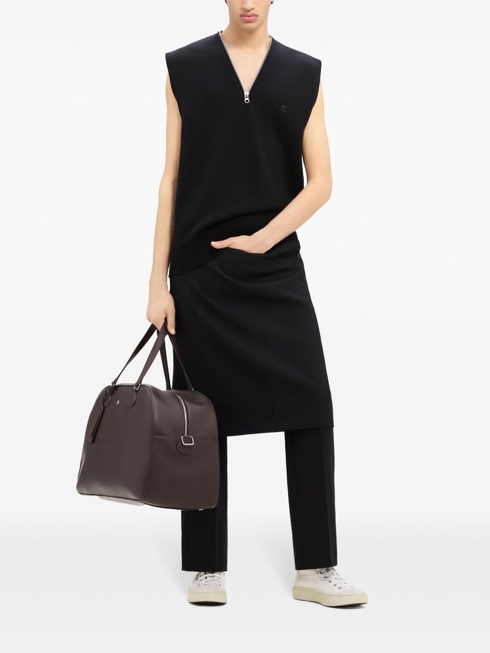 V-neck sleeveless sweater - 2