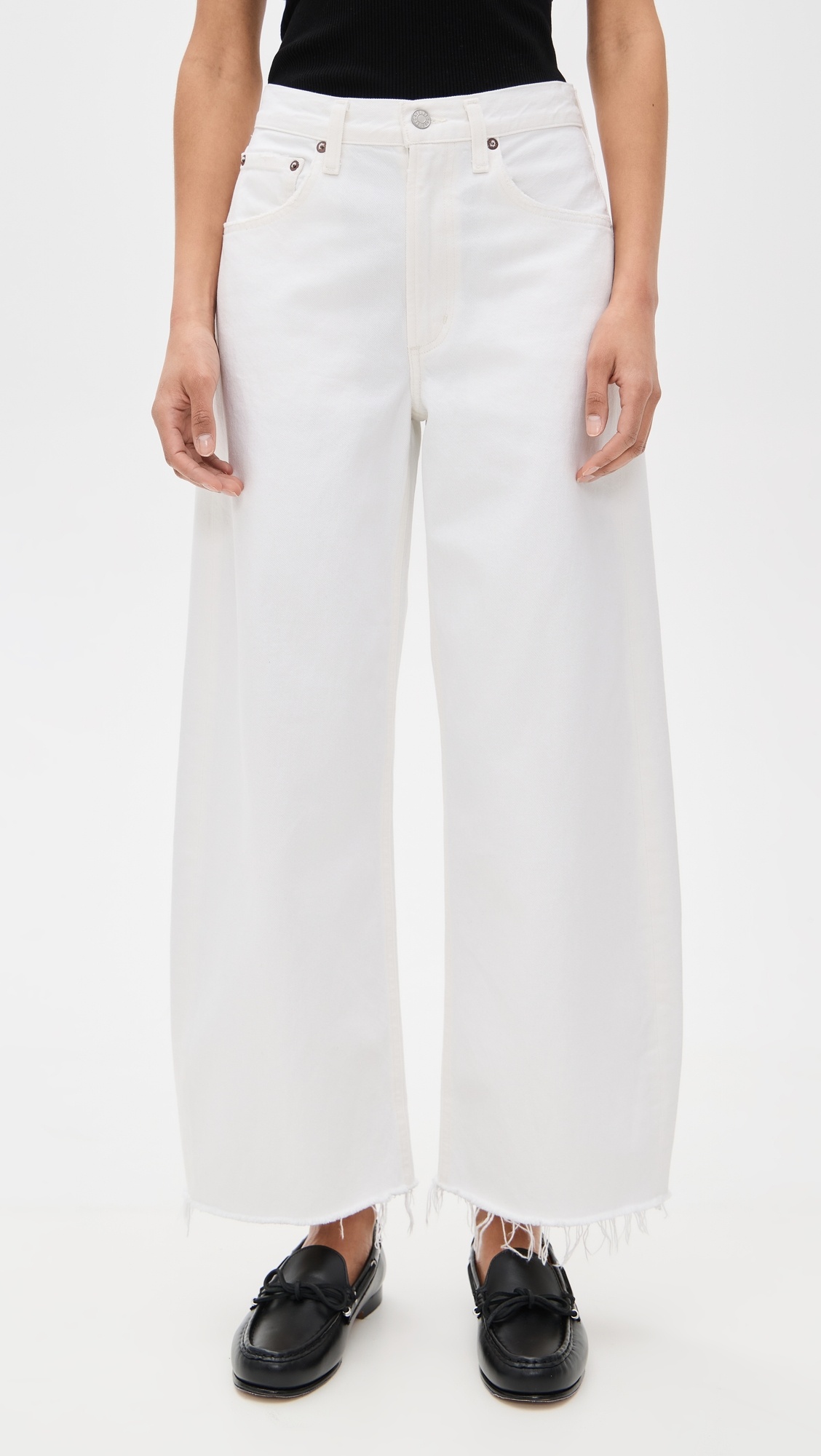 Low Curve Fray Jeans - 6