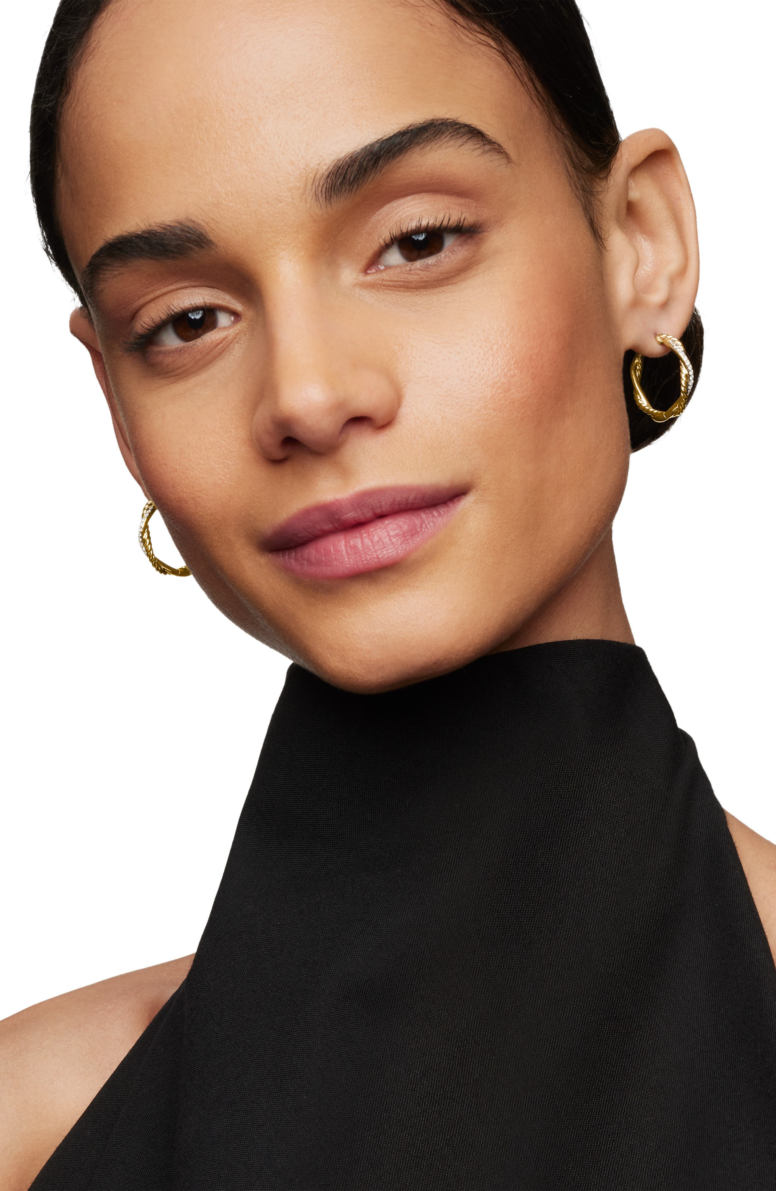 David Yurman Petite Infinity Hoop Earrings in 18K Yellow Gold with Pavé Diamonds at Nordstrom - 2
