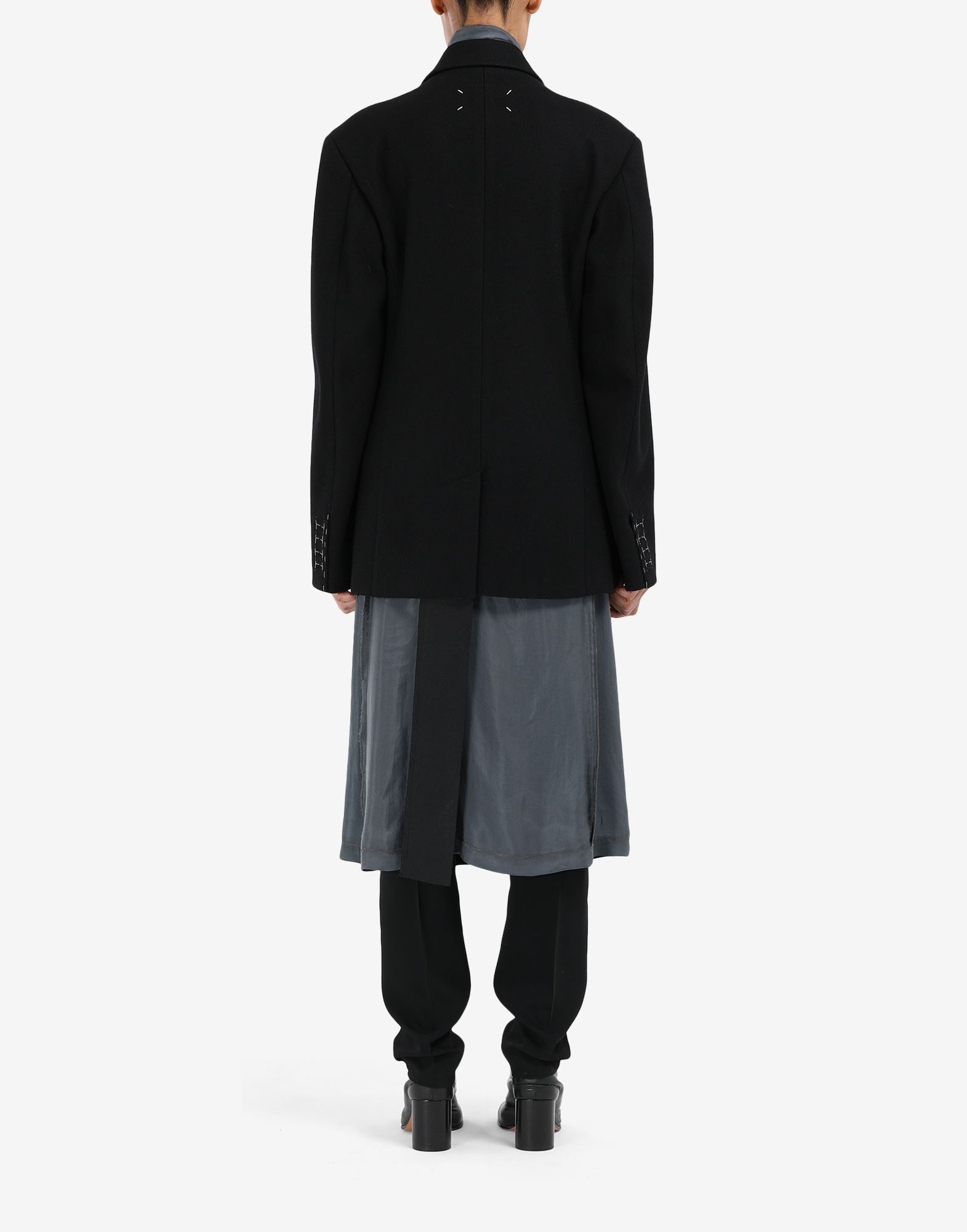 'Anonymity of the lining' coat - 4