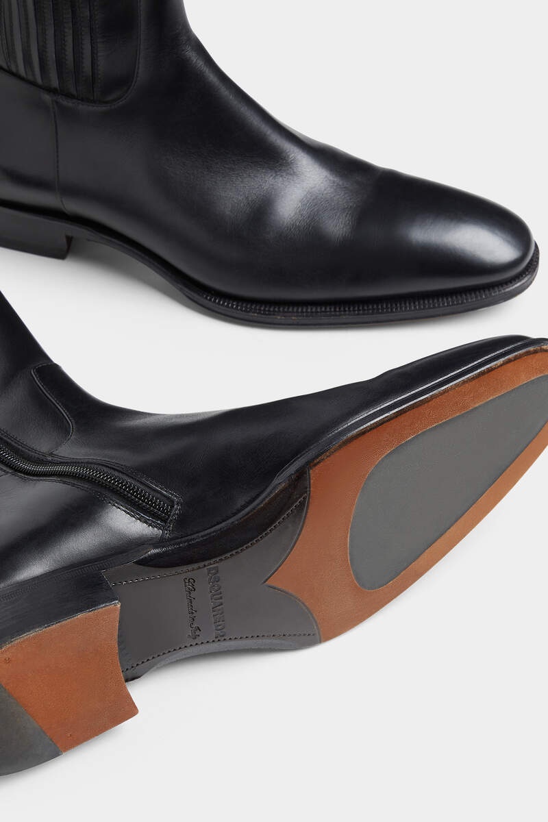 D2 CLASSIC FLAT ANKLE BOOT - 5