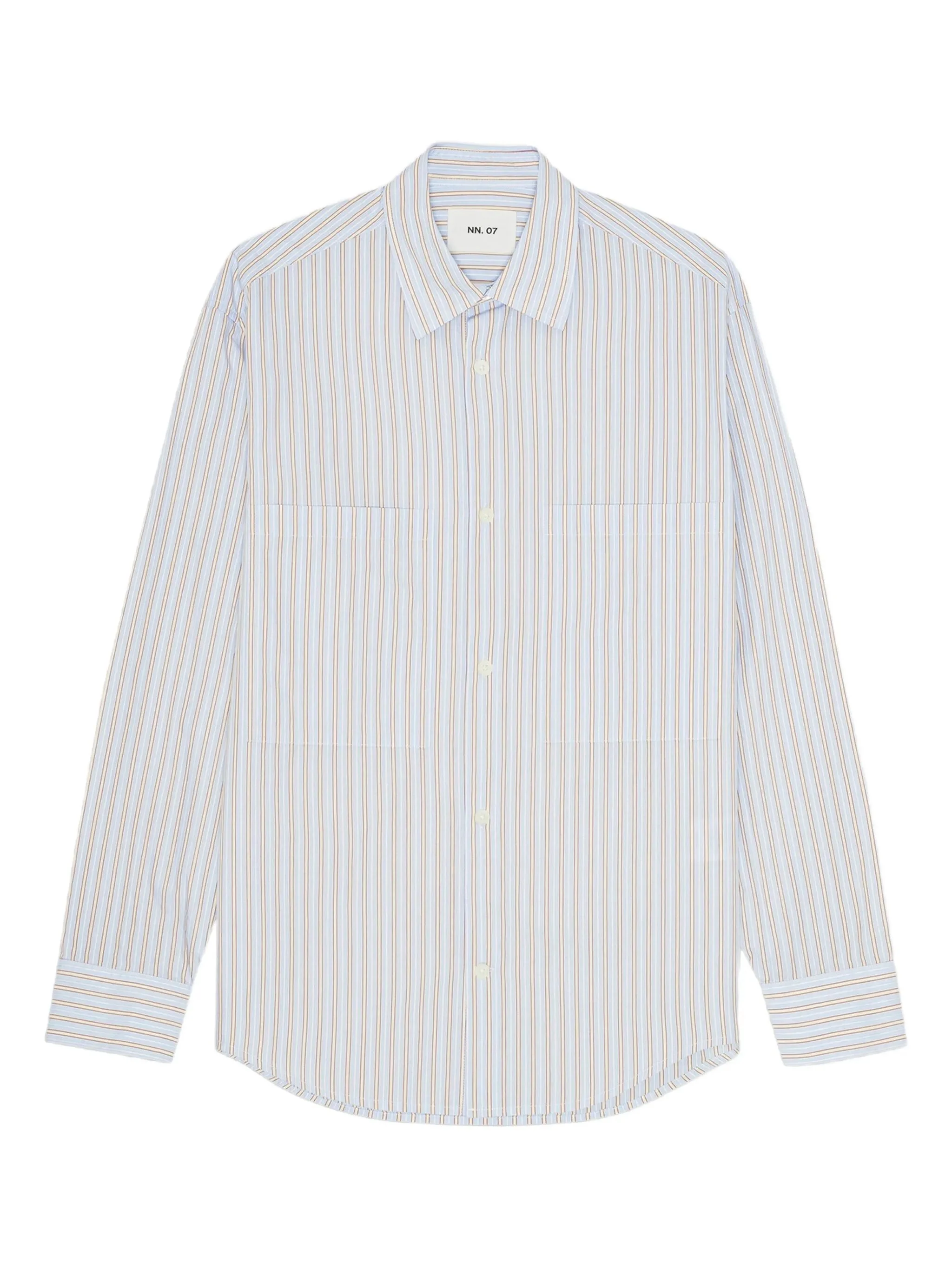 A light, smooth shirt in cotton, woven in a yarn dyed stripe. - 1