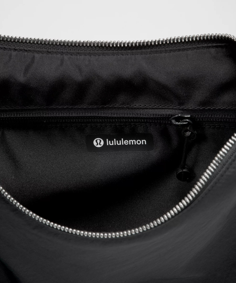 Convertible Ruched Crossbody Bag 6.5L 4