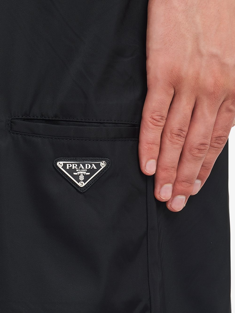 Re-Nylon logo plaque shorts - 5