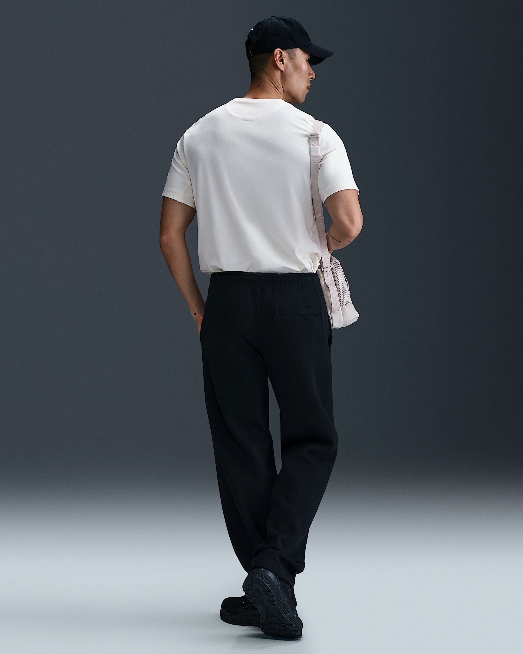 Nike Club Men's Open-Hem Fleece Pants - 4