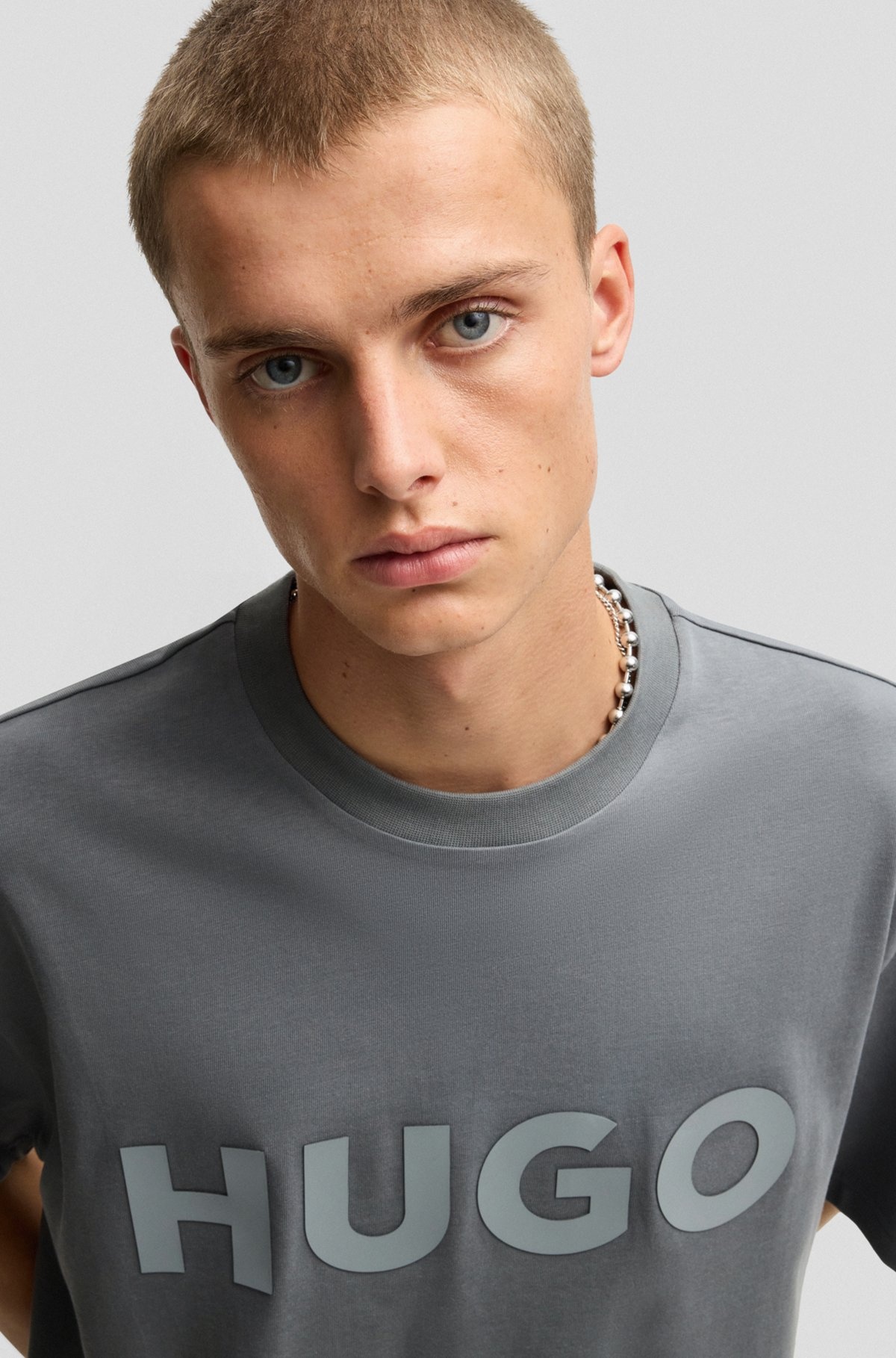 OVERSIZE-FIT T-SHIRT IN COTTON WITH DECORATIVE REFLECTIVE LOGO - 3