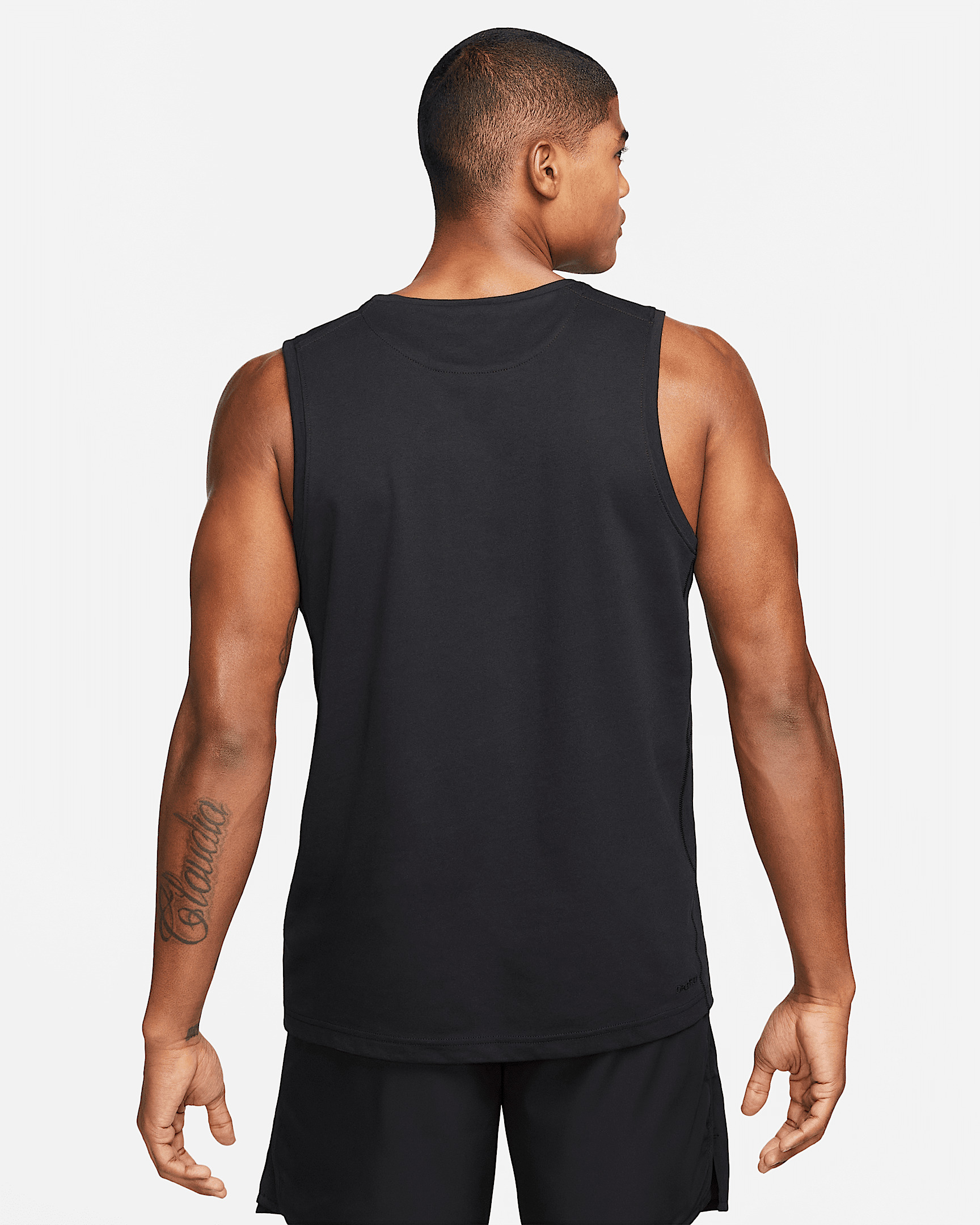 Nike Primary Men's Dri-FIT Versatile Tank - 2