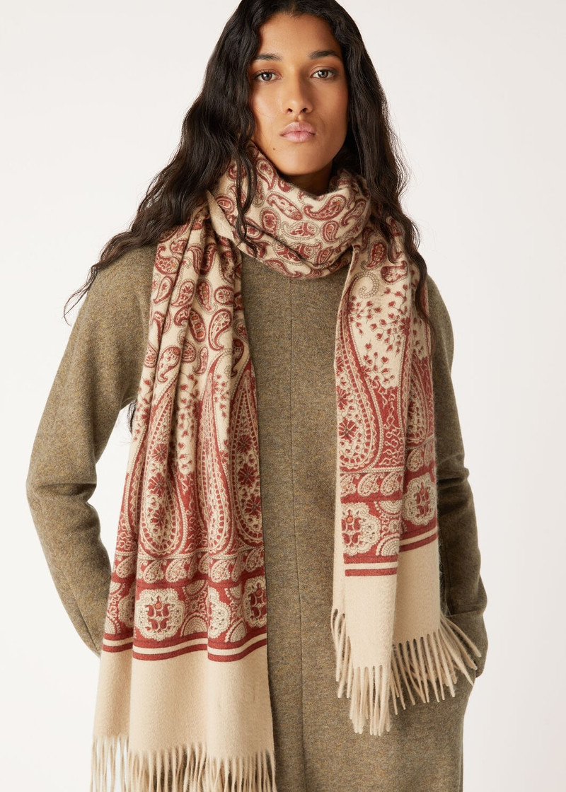 Loro Piana Fenera Stole outlook