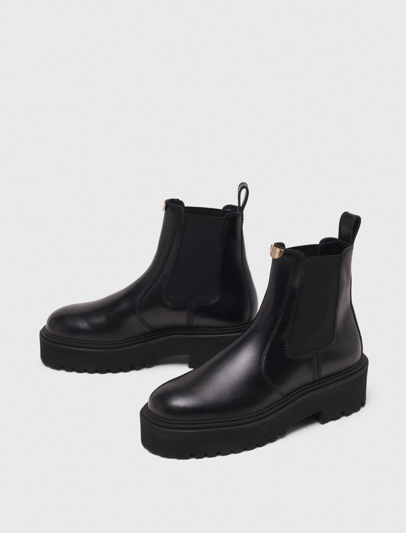 Chelsea boots 4