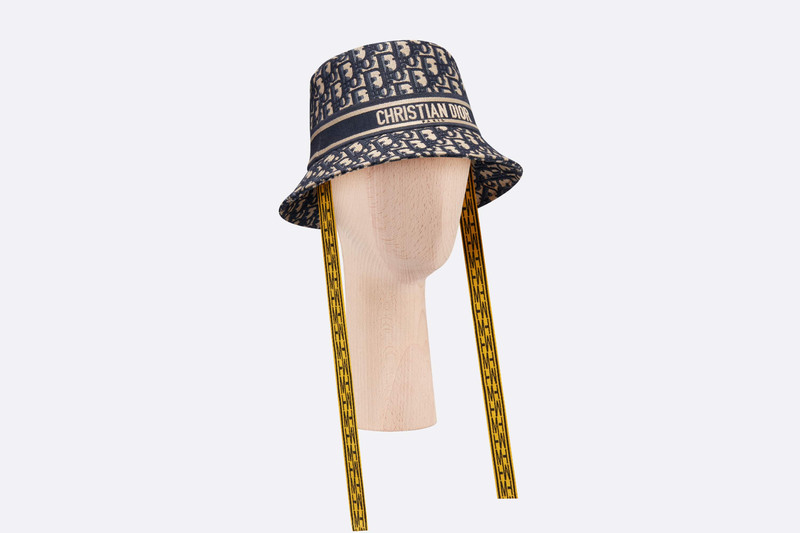 D-Oblique THEBE MAGUGU AND CTAOP Small Brim Bucket Hat 1
