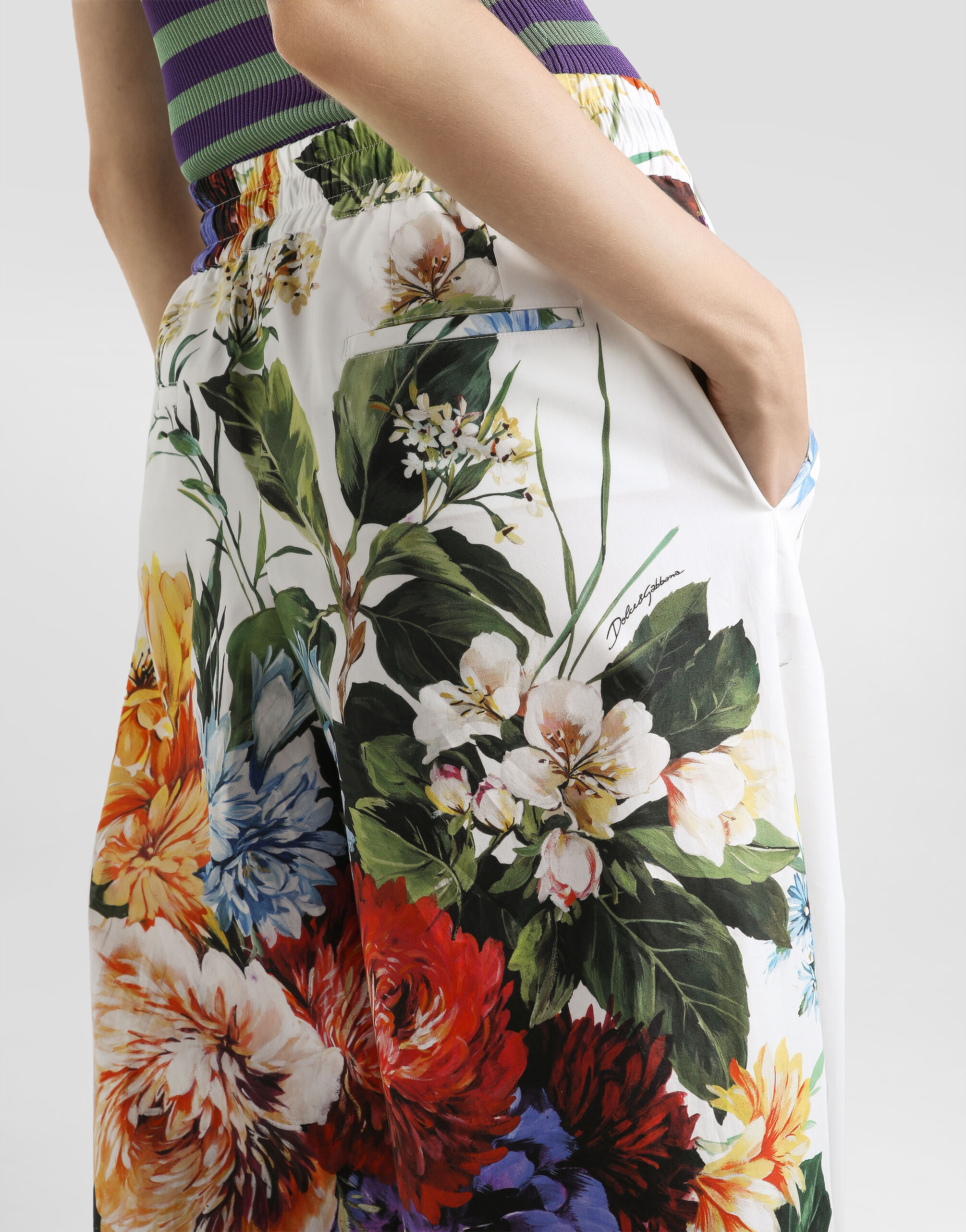 Flower bouquet-print poplin trousers - 4