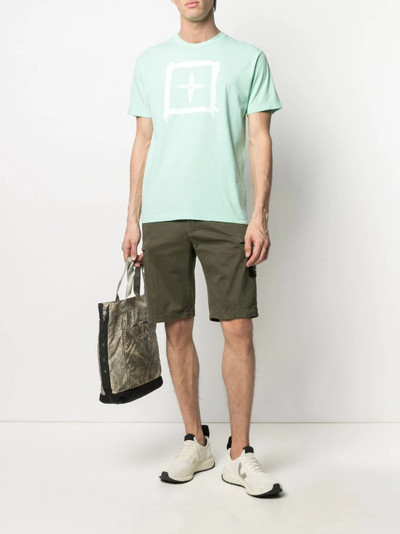 Stone Island compass logo-patch shorts outlook