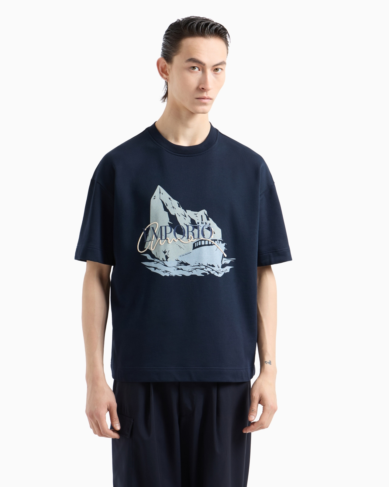 Lightweight jersey short-sleeved sweatshirt with Iceberg and logo print - 2