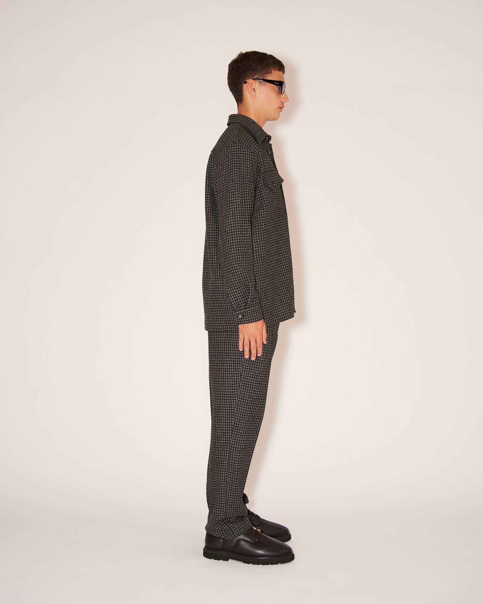 JUN - Wool houndstooth pants - Grey/Black - 3