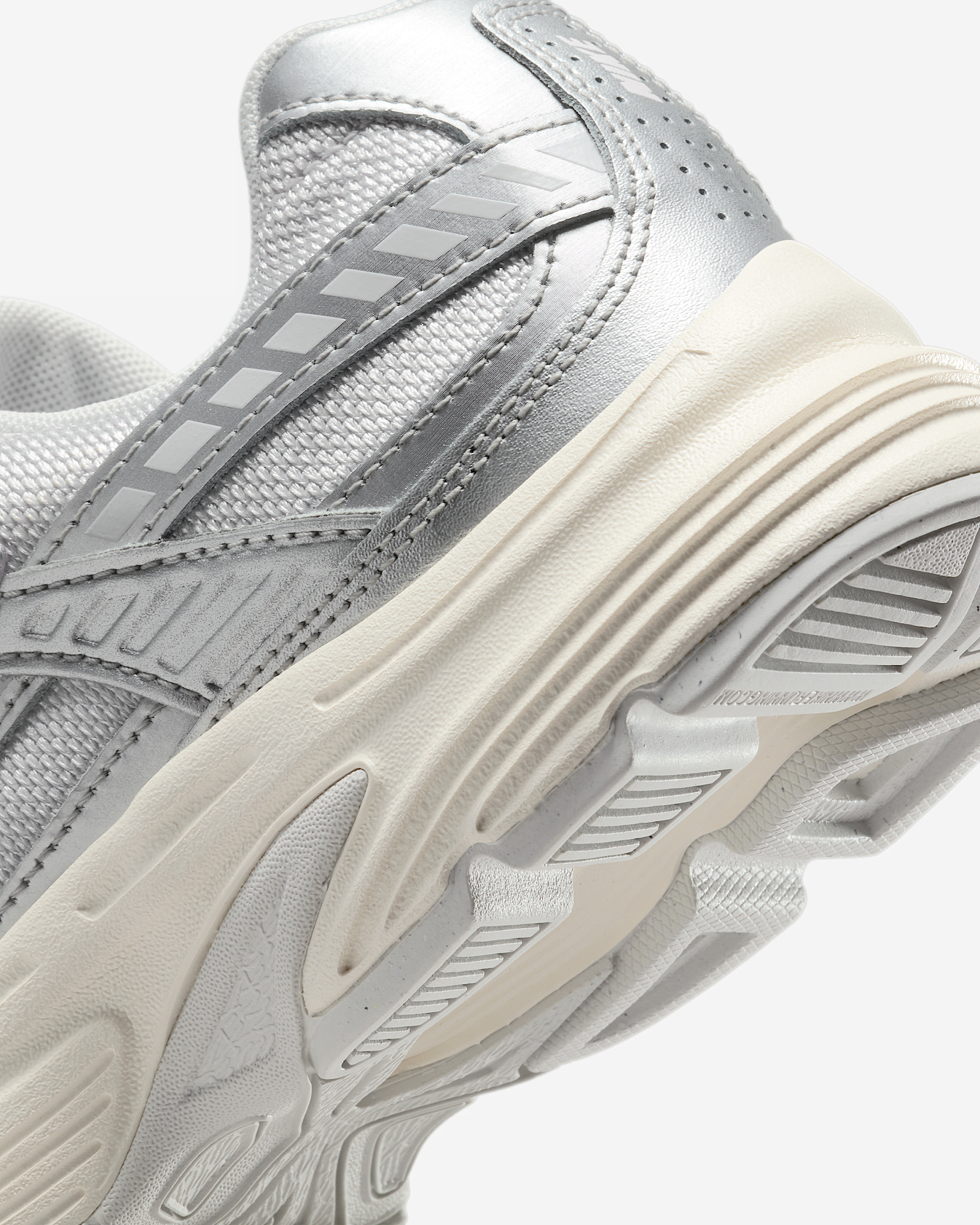 Nike Initiator Women's Shoes - 8