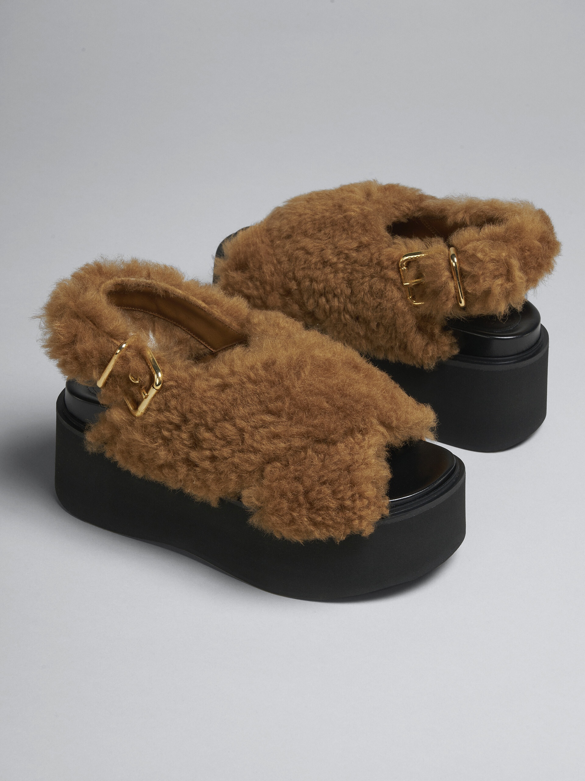 SHEARLING WEDGE - 5