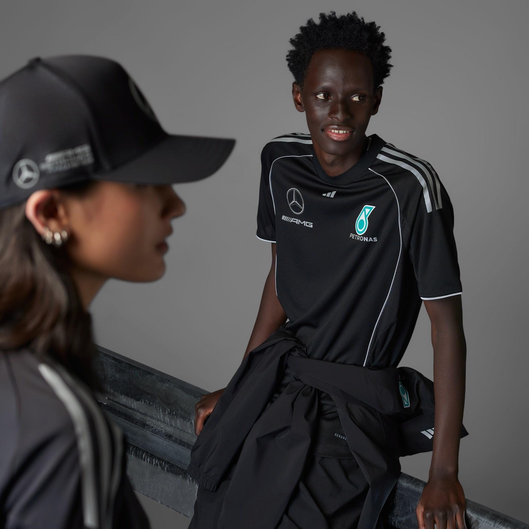 MERCEDES - AMG PETRONAS FORMULA ONE TEAM MECHANICS JERSEY - 5