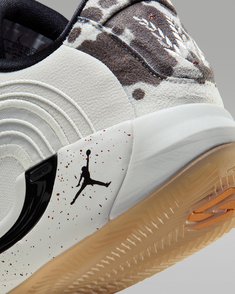 Luka 4 "Gone Ranching" Basketball Shoes 8