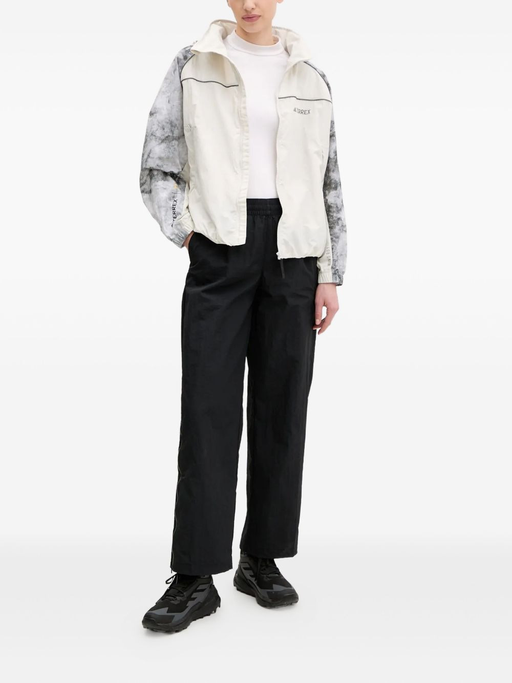 x National Geographic Terrex WIND.RDY jacket - 2