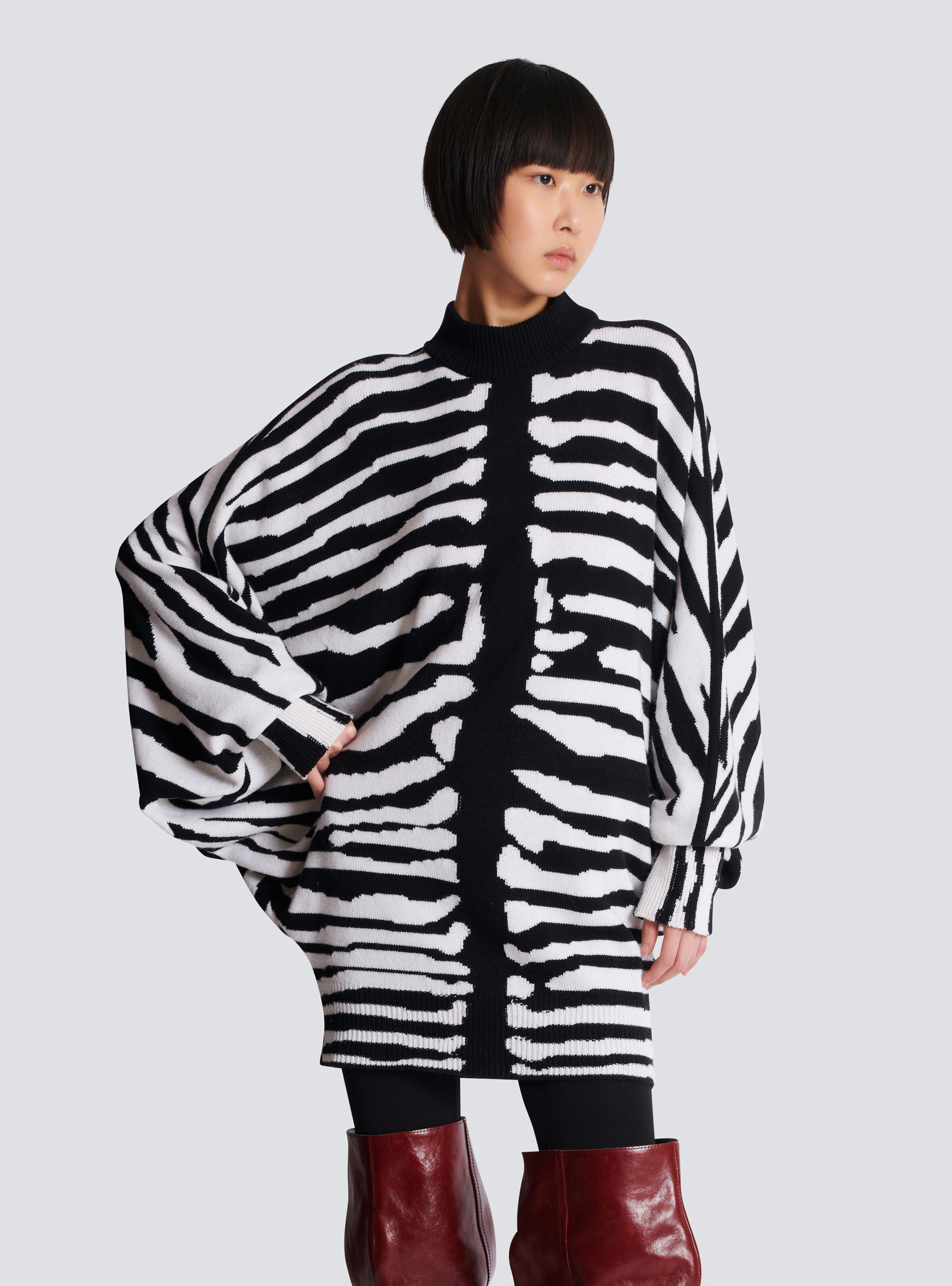 Knit dress with zebra intarsia - 6