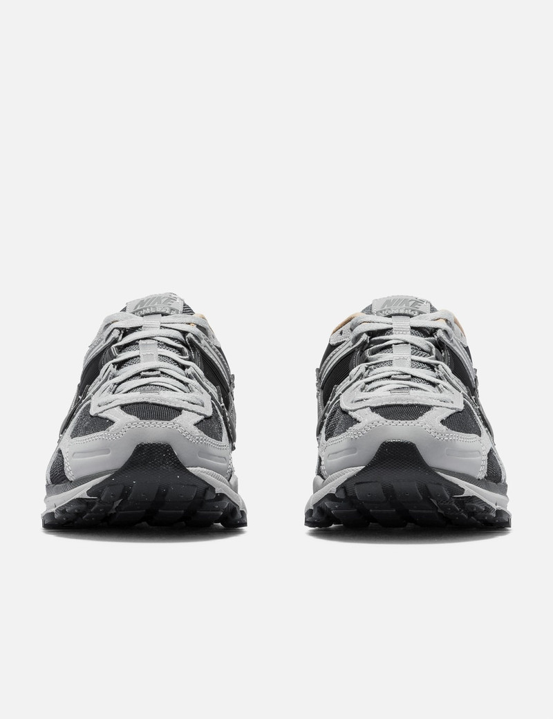 Nike NIKE ZOOM VOMERO 5 outlook