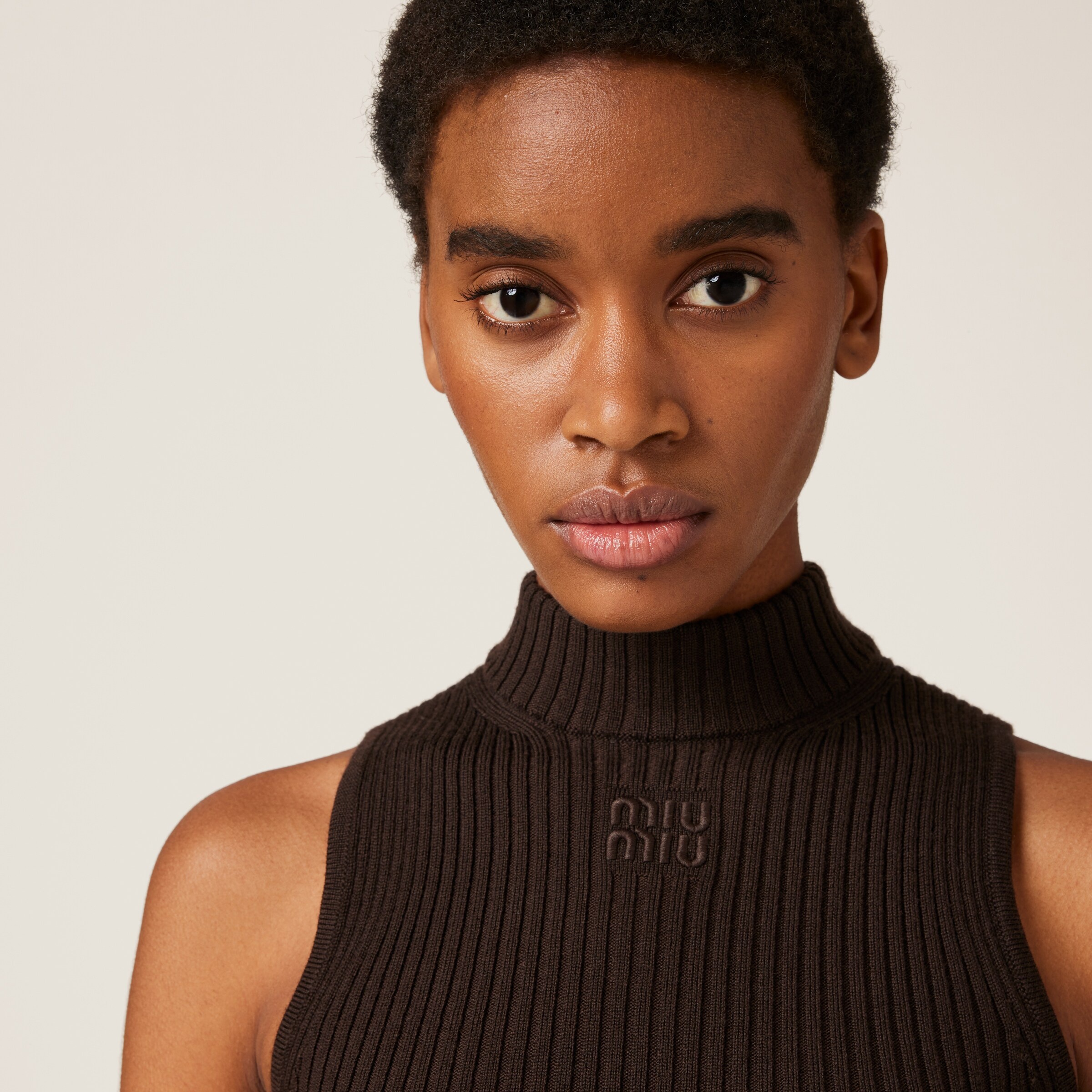 Ribbed knit wool turtleneck top - 4