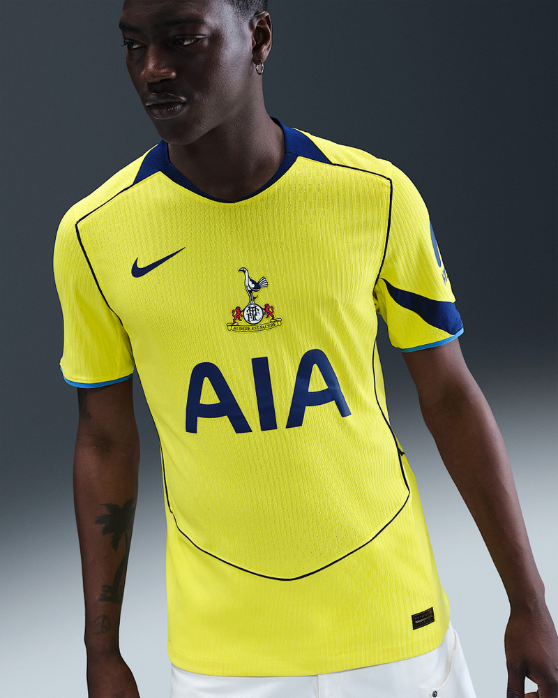 Tottenham Hotspur 2025/26 Match Third Men's Nike Dri-FIT ADV Total 90 Soccer Authentic Jersey 1