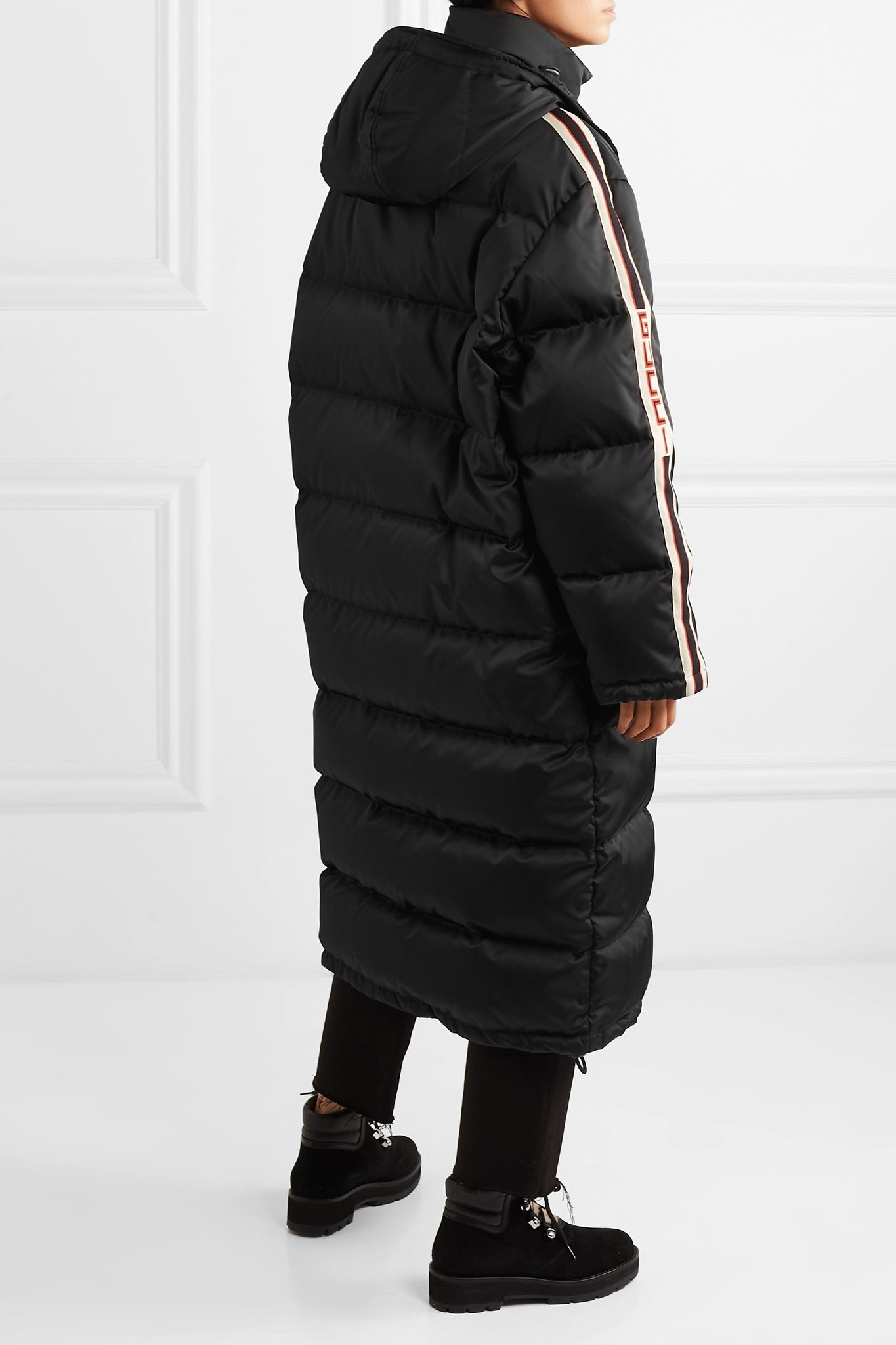 Oversized intarsia-trimmed quilted shell down coat - 4